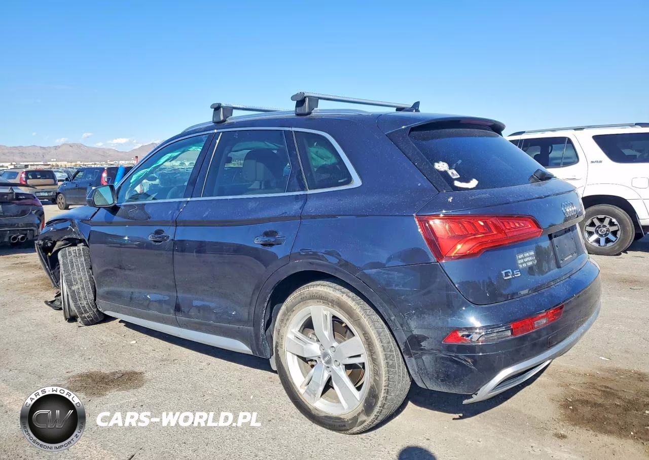 2019 Audi Q5 Premium VIN:WA1ANAFY2K2103818 - 2