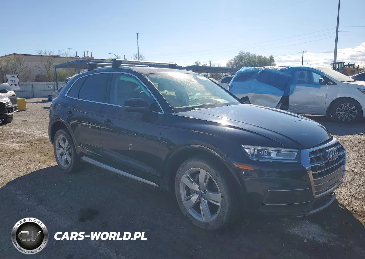 2019 Audi Q5 Premium VIN:WA1ANAFY2K2103818 - 4