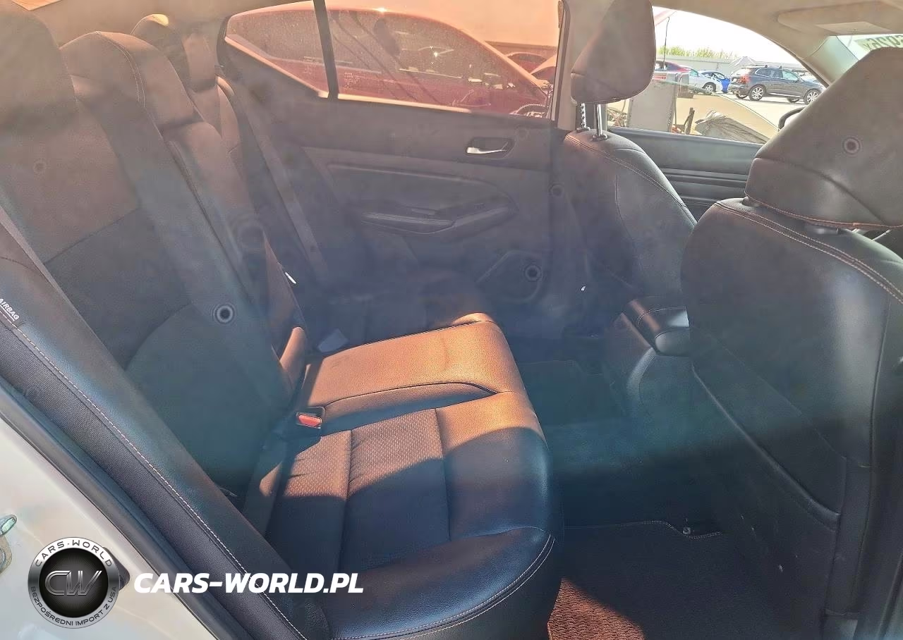 2019 Nissan Altima Sr VIN:1N4BL4CV2KC184508 - 10