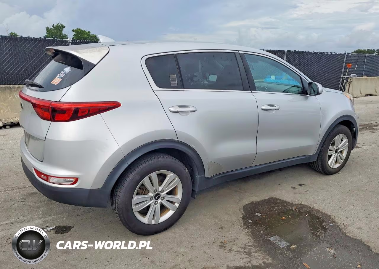 2019 Kia Sportage Lx VIN:KNDPM3AC6K7590261 - 3