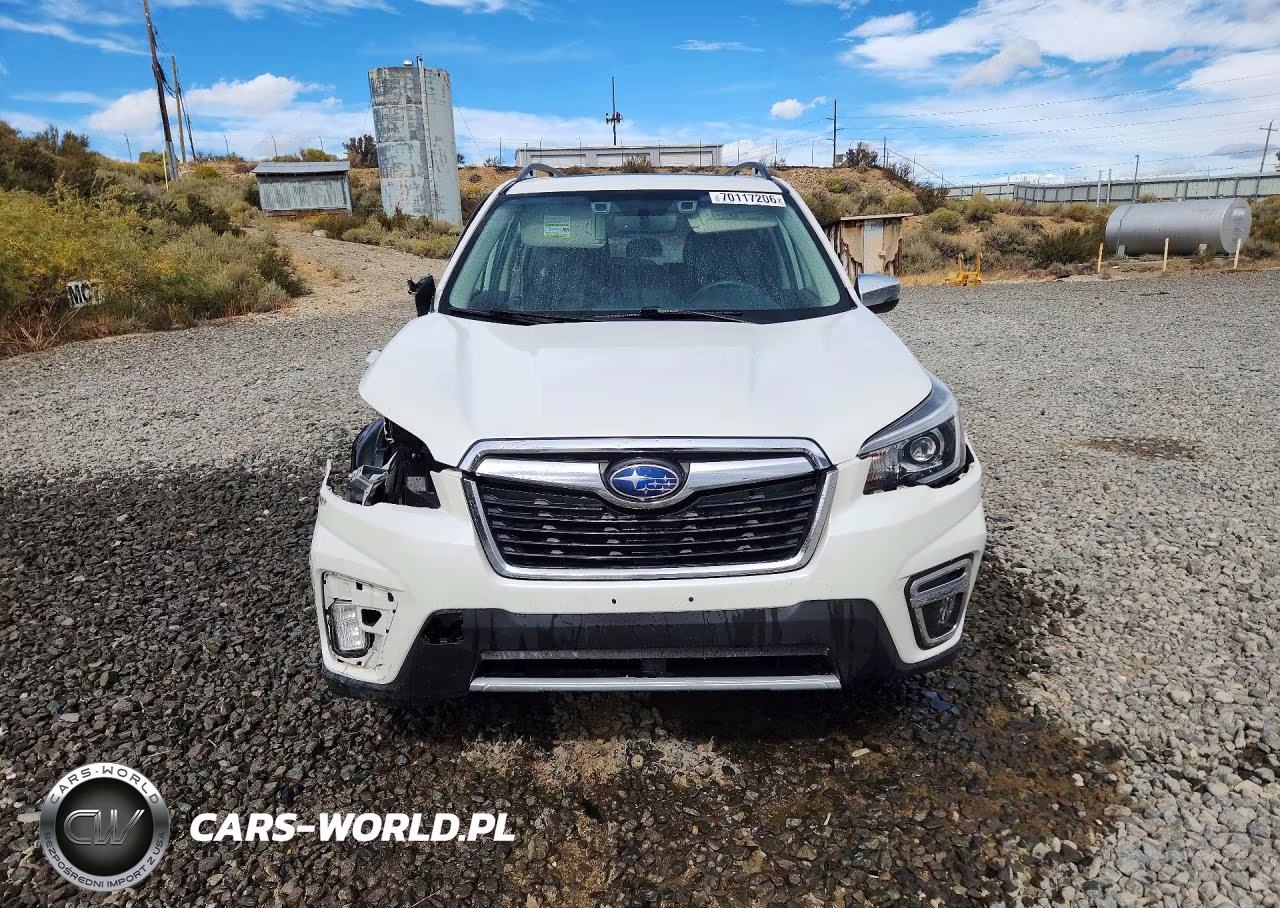 2019 Subaru Forester Touring VIN:JF2SKAWC7KH558069 - 5