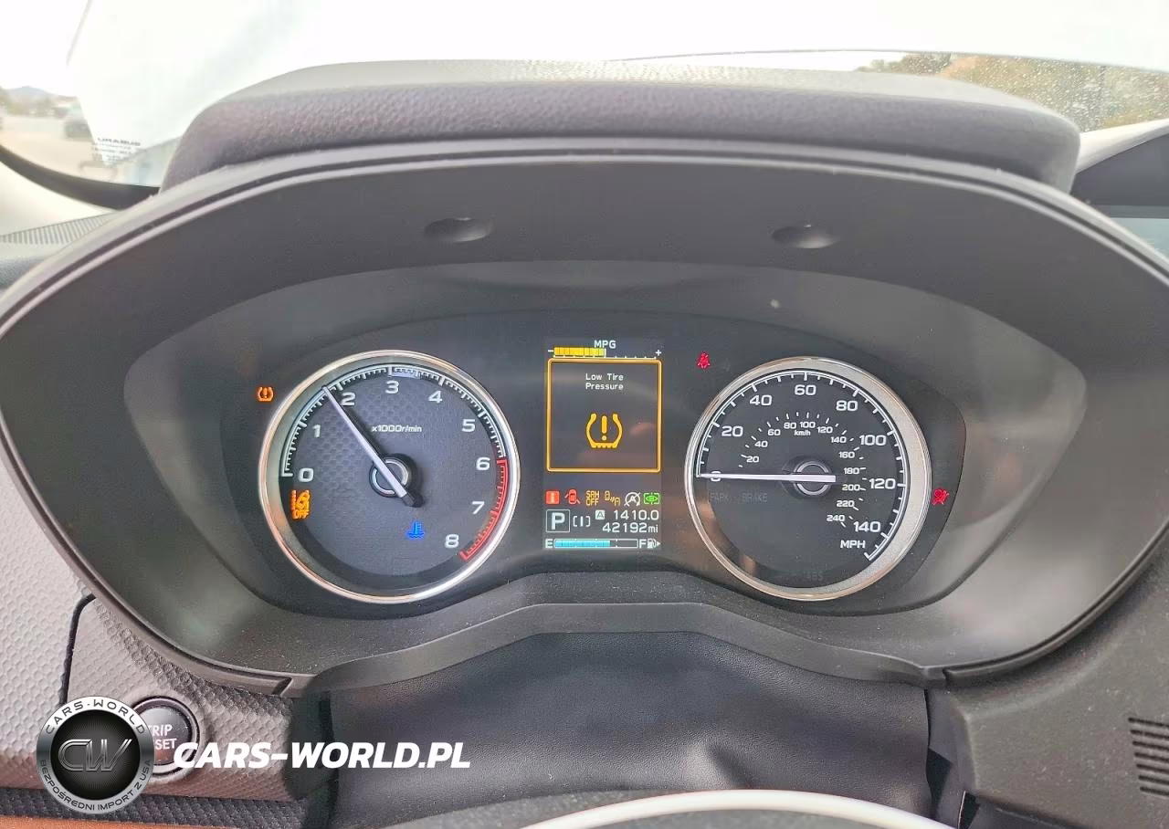 2019 Subaru Forester Touring VIN:JF2SKAWC7KH558069 - 9