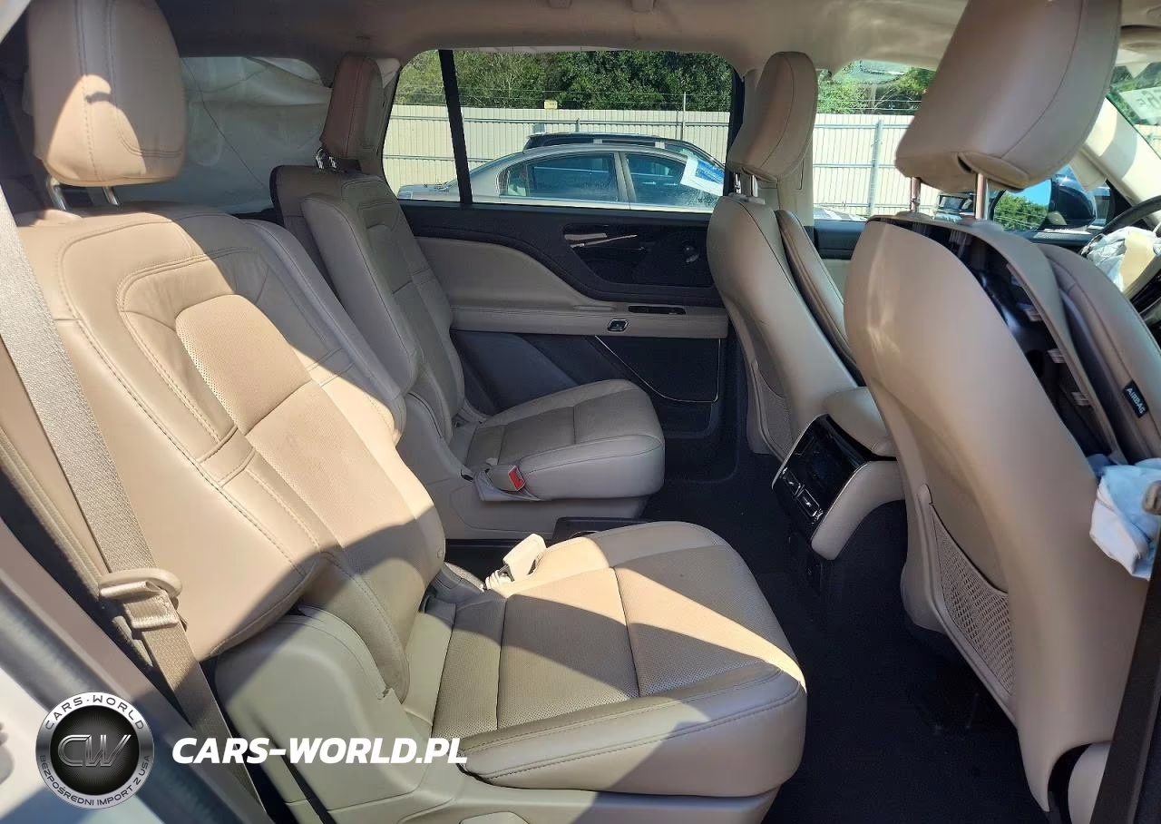 2023 Lincoln Aviator Reserve VIN:5LM5J7WC6PGL00293 - 11