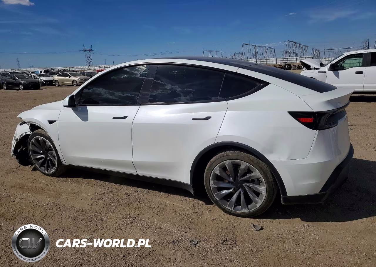 2026 Tesla Model Y VIN:7SAYGDEE6TF577604 - 2