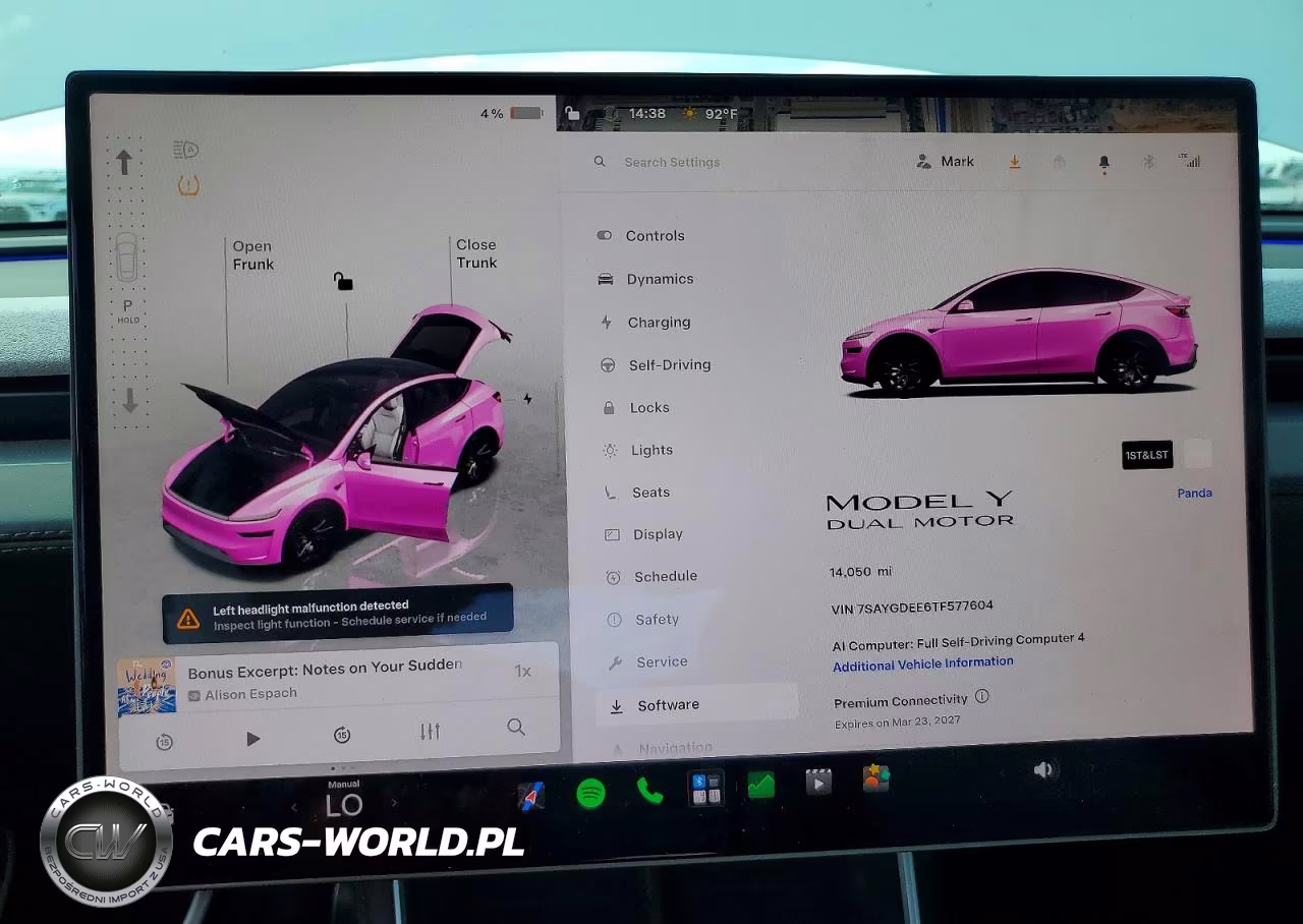 2026 Tesla Model Y VIN:7SAYGDEE6TF577604 - 9
