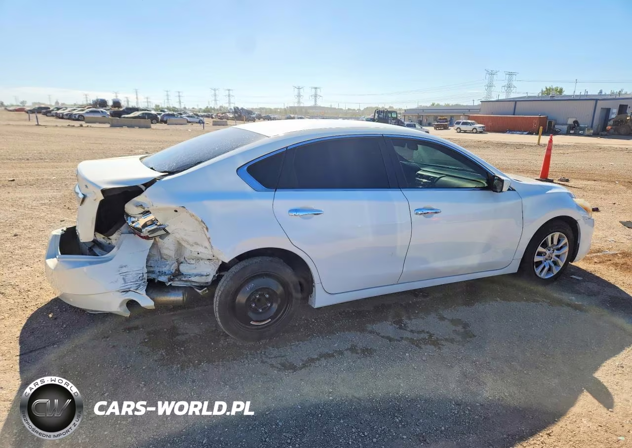 2015 Nissan Altima 2.5 S VIN:1N4AL3AP1FC275608 - 3