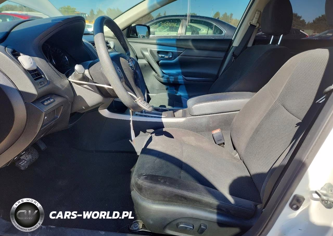 2015 Nissan Altima 2.5 S VIN:1N4AL3AP1FC275608 - 7