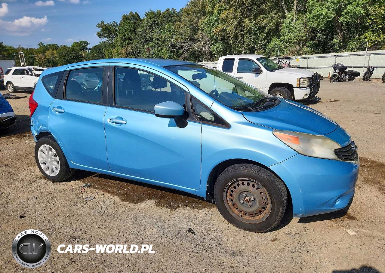 2015 Nissan Versa Note S Plus VIN:3N1CE2CP7FL364482 - 4