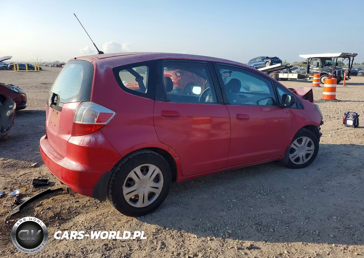 2009 Honda Fit VIN:JHMGE88219S031035 - 3