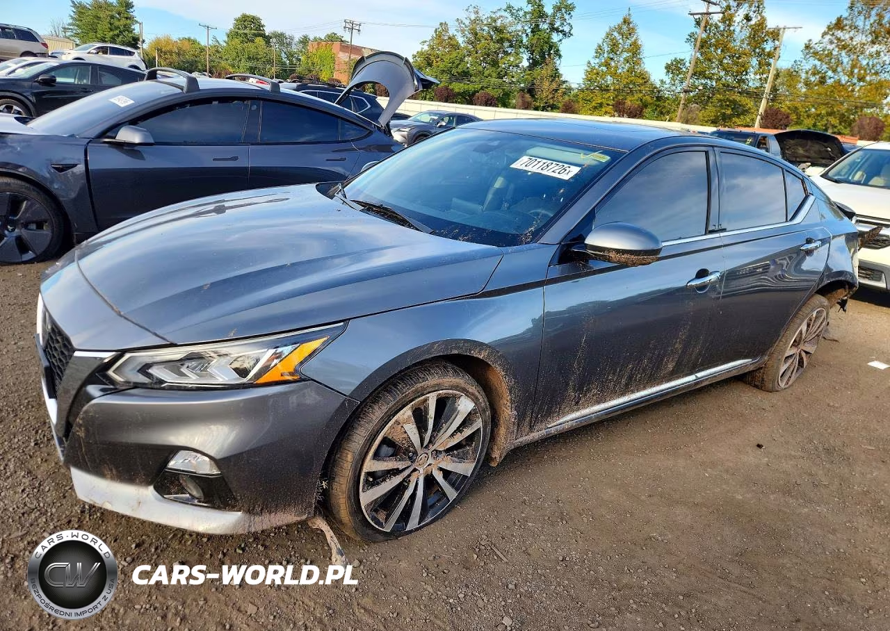 2020 Nissan Altima Platinum