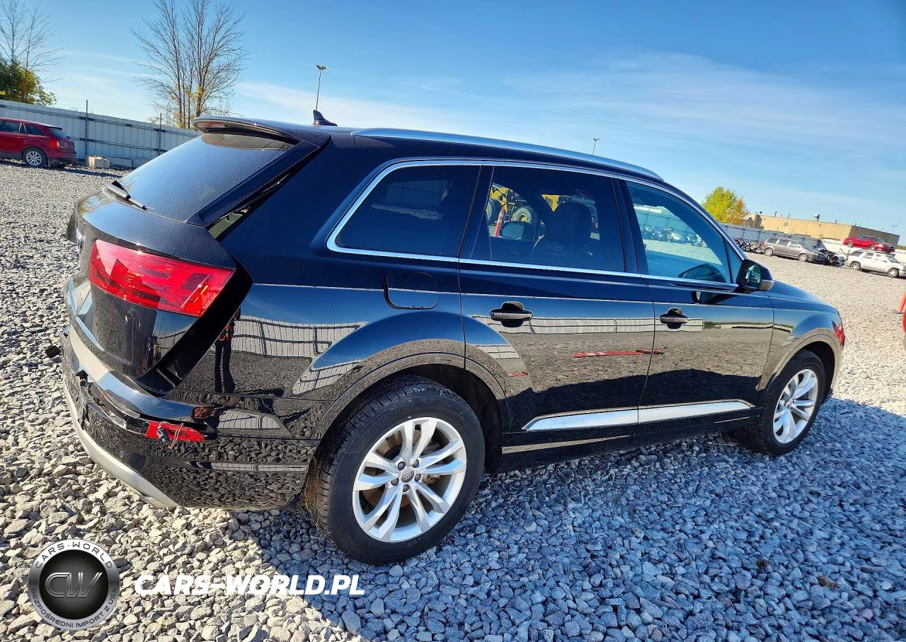 2019 Audi Q7 Premium VIN:WA1AAAF71KD007606 - 3