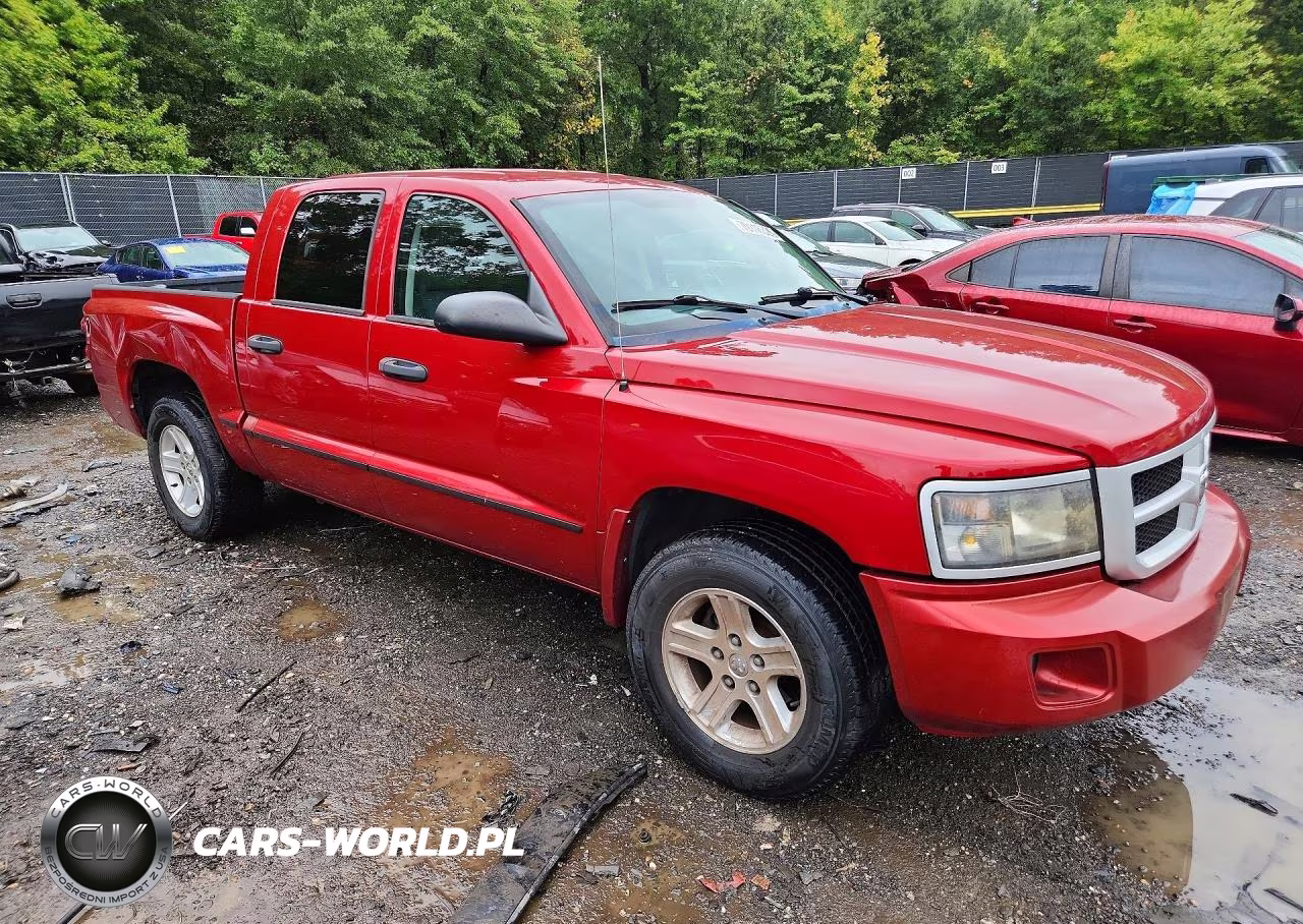 2010 Dodge Dakota Sxt VIN:1D7CE3GK0AS241415 - 4