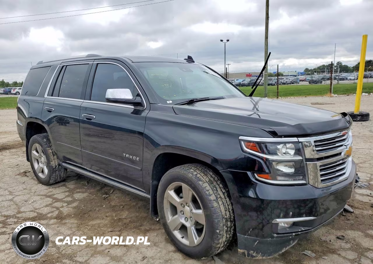 2017 Chevrolet Tahoe K1500 Premier VIN:1GNSKCKC4HR230456 - 4
