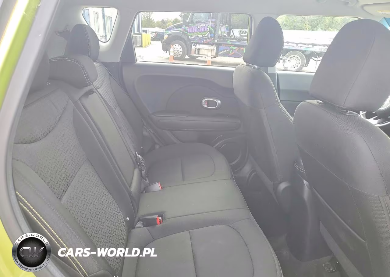 2015 Kia Soul + VIN:KNDJP3A55F7762722 - 10