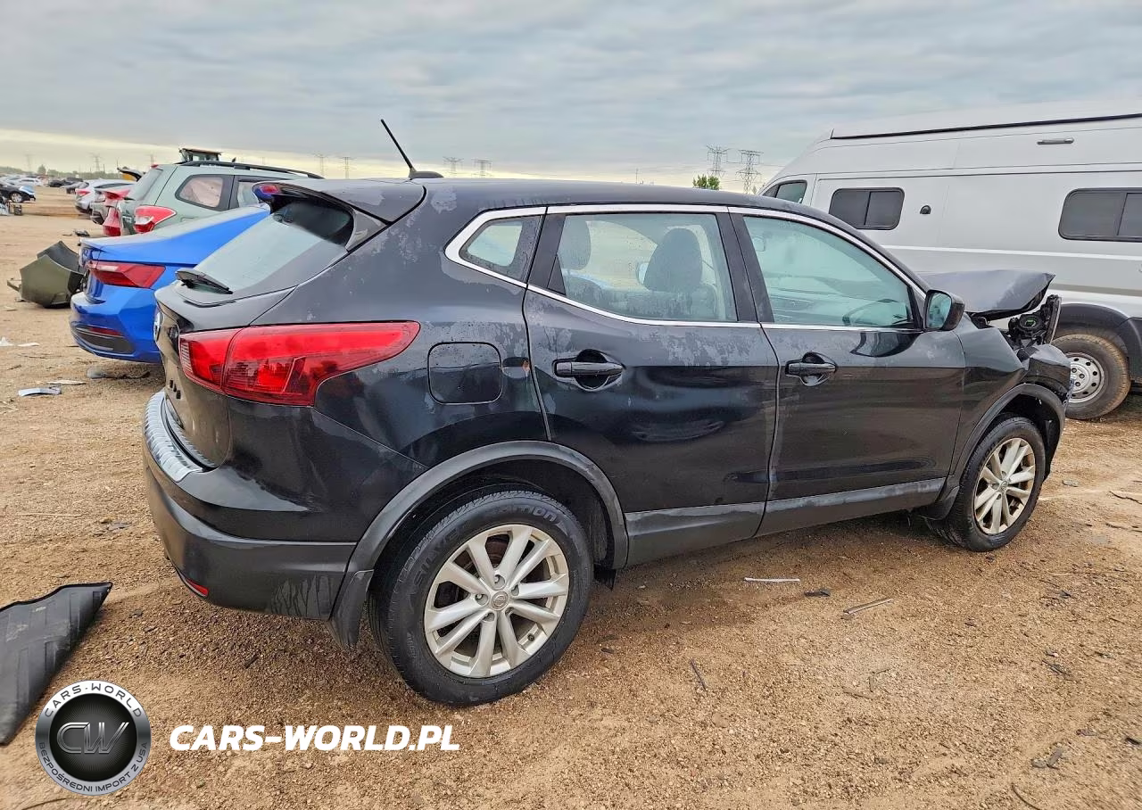 2017 Nissan Rogue Sport S VIN:JN1BJ1CP2HW027877 - 3