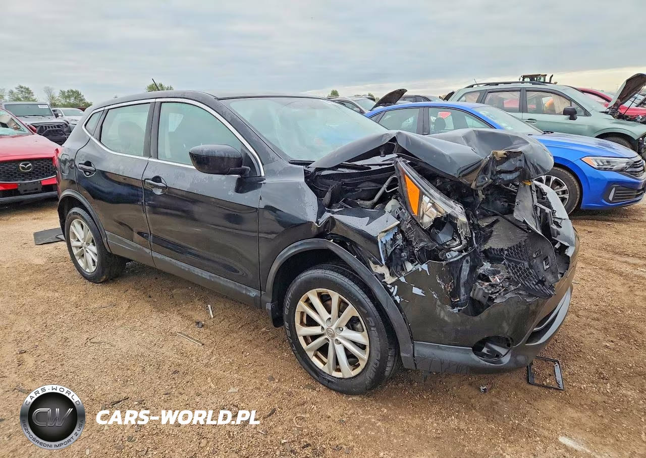 2017 Nissan Rogue Sport S VIN:JN1BJ1CP2HW027877 - 4