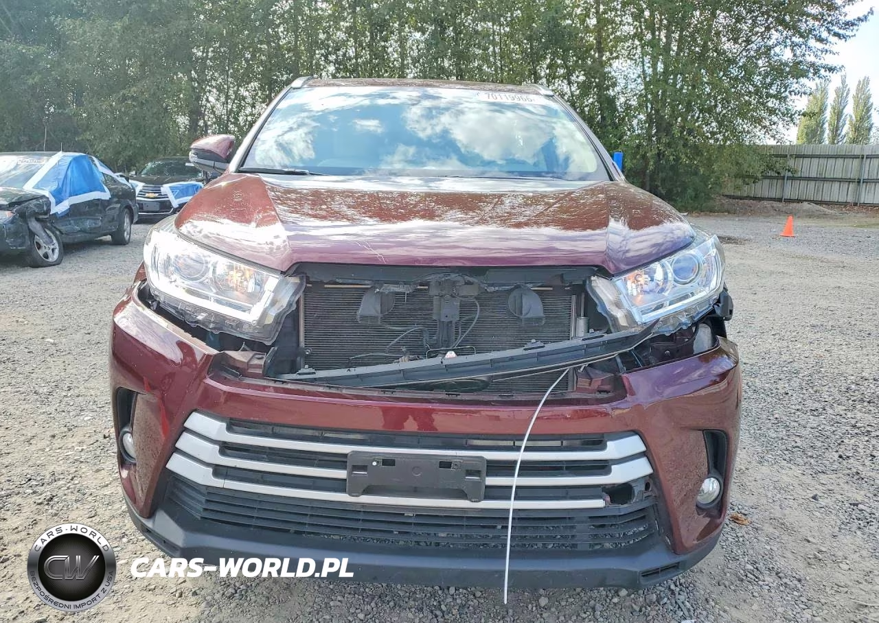 2018 Toyota Highlander Xle VIN:5TDJZRFH2JS844924 - 5