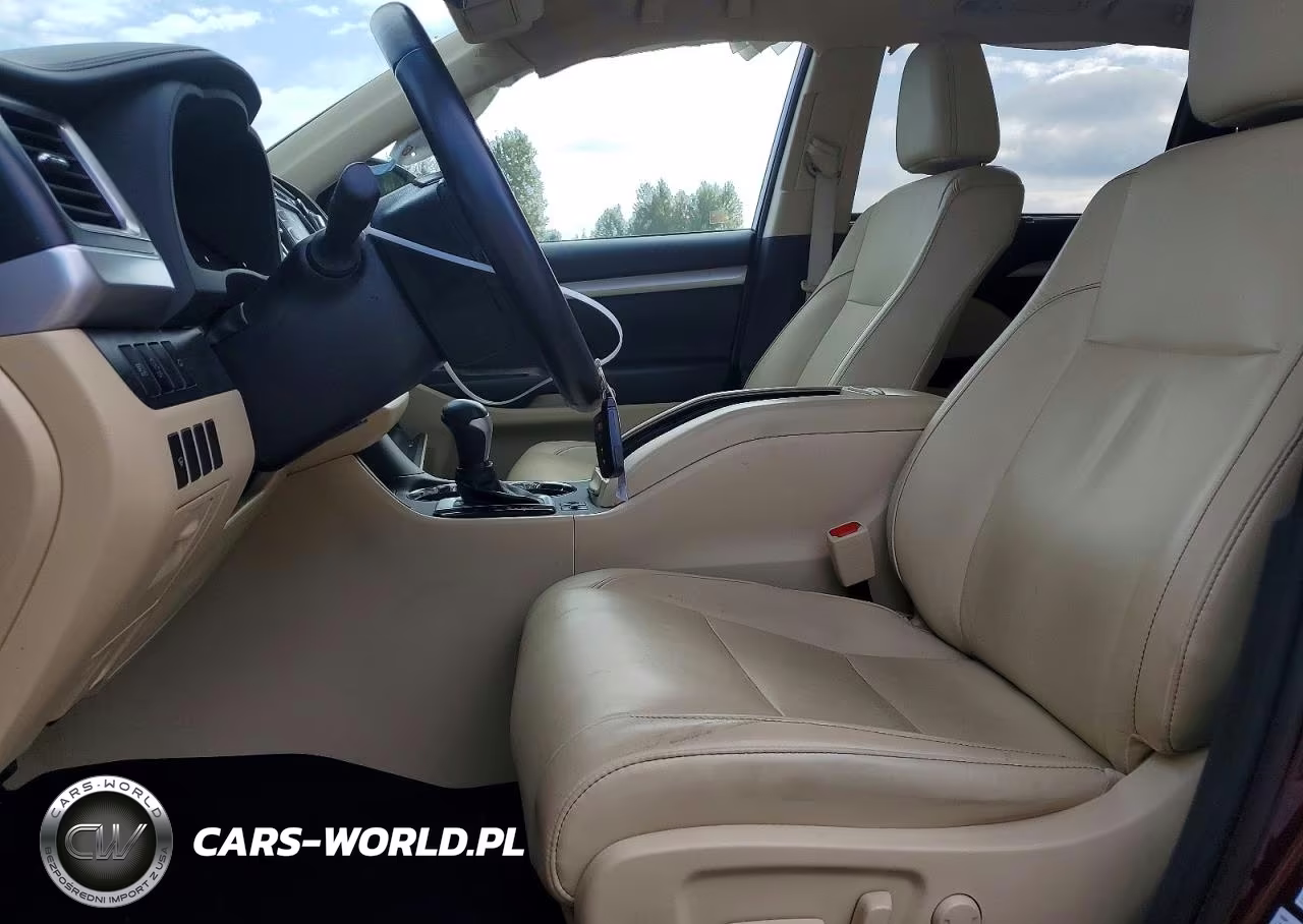 2018 Toyota Highlander Xle VIN:5TDJZRFH2JS844924 - 7