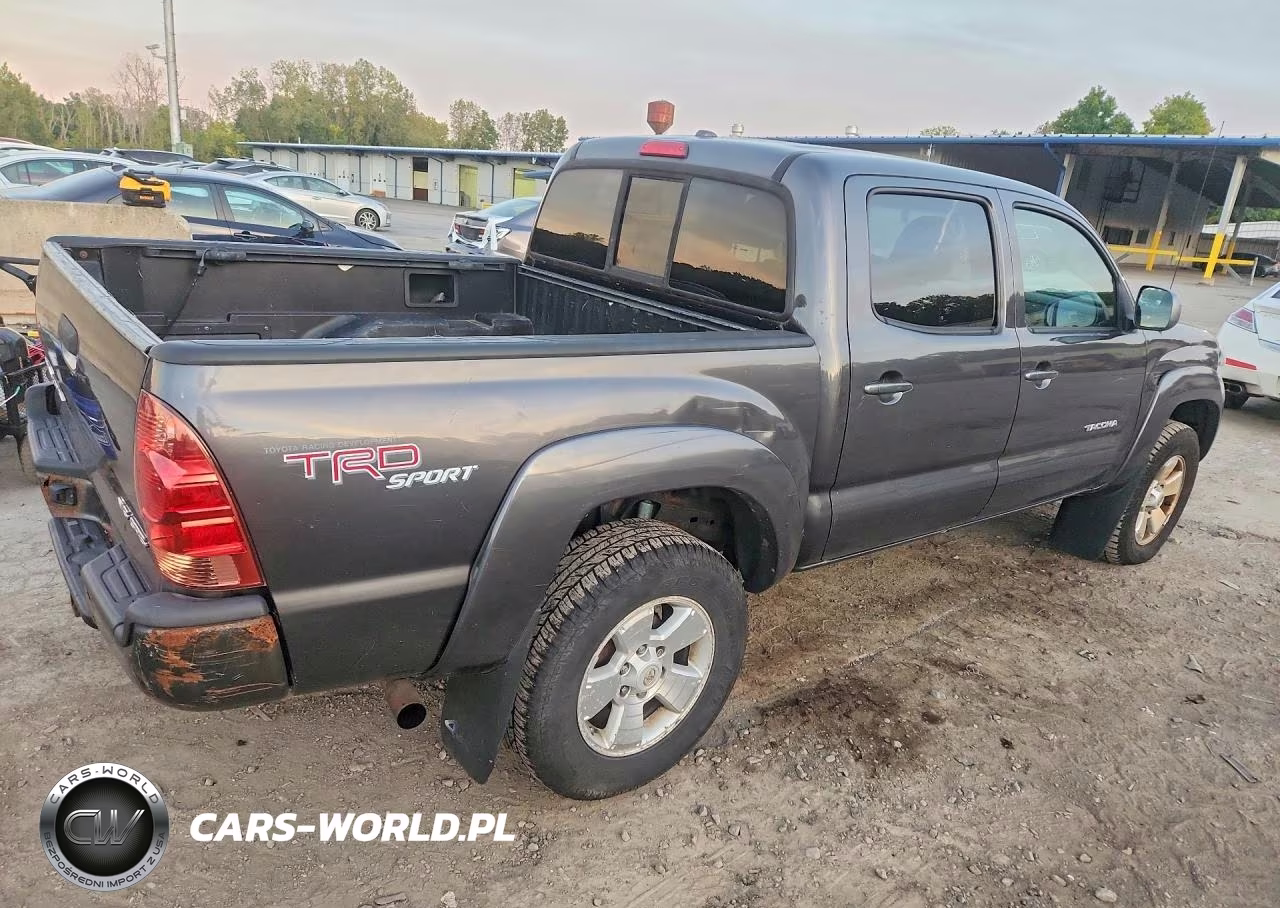 2010 Toyota Tacoma V6 VIN:3TMLU4EN7AM055895 - 3