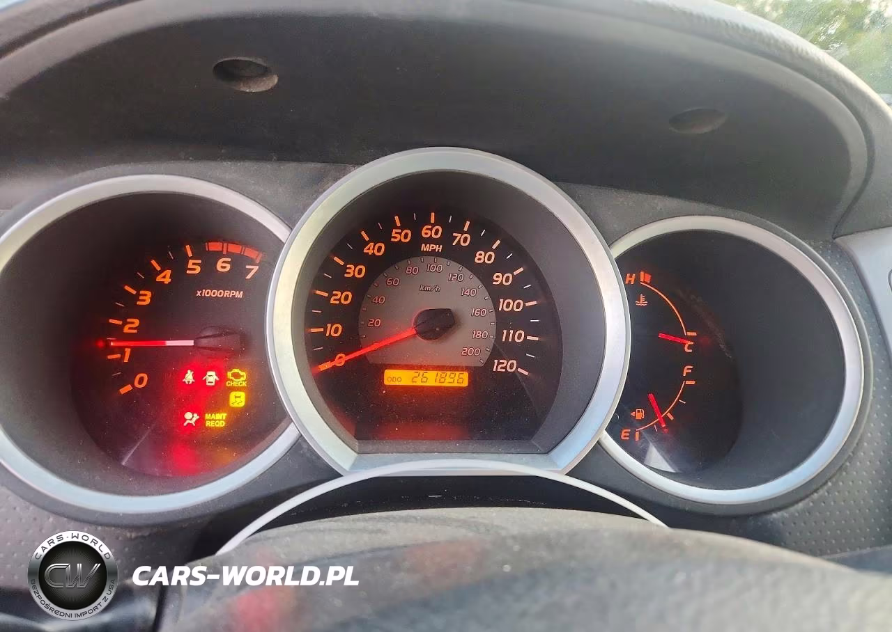 2010 Toyota Tacoma V6 VIN:3TMLU4EN7AM055895 - 9