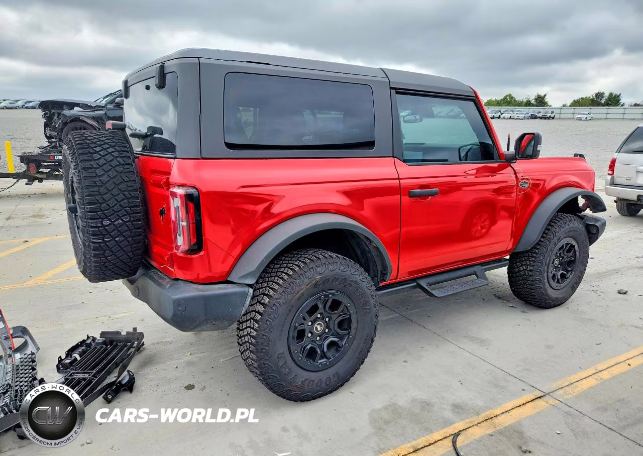 2023 Ford Bronco Base VIN:1FMDE5CPXPLB68368 - 3