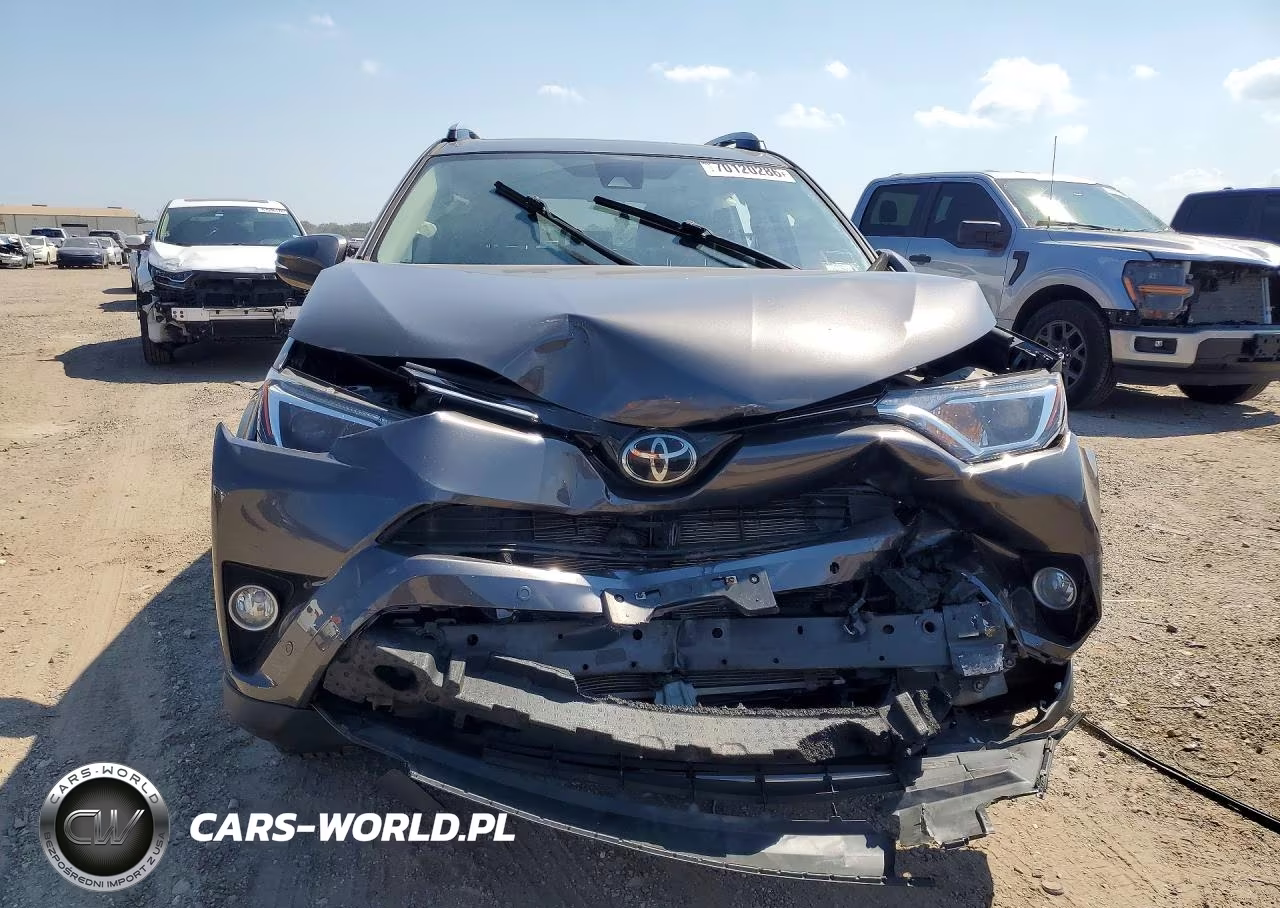 2018 Toyota Rav4 Xle VIN:JTMWFREV0JJ752097 - 5