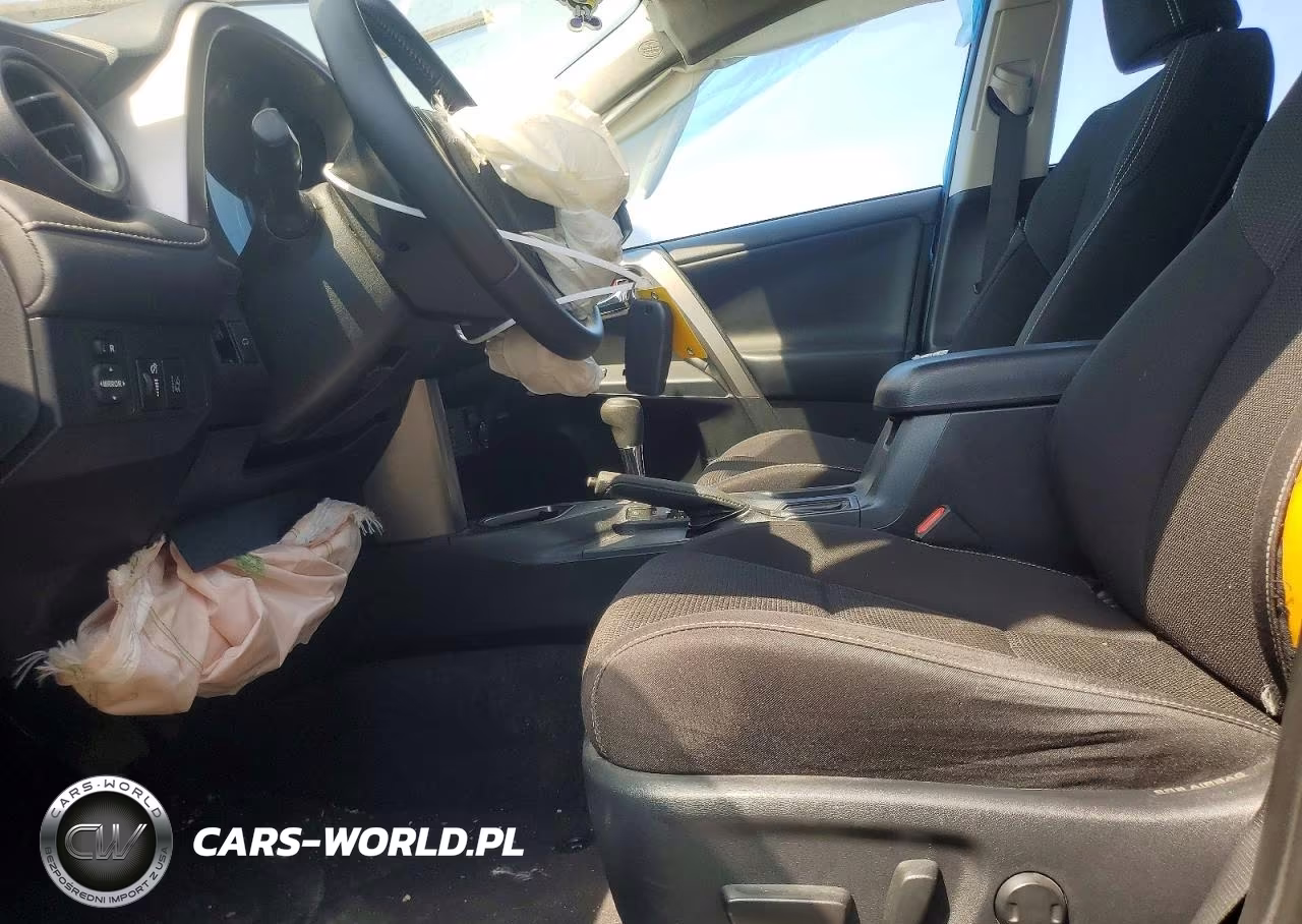 2018 Toyota Rav4 Xle VIN:JTMWFREV0JJ752097 - 7