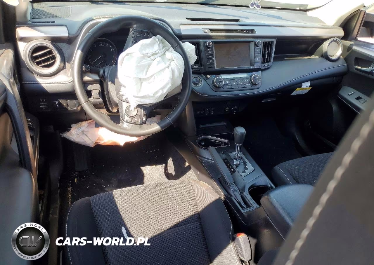 2018 Toyota Rav4 Xle VIN:JTMWFREV0JJ752097 - 8