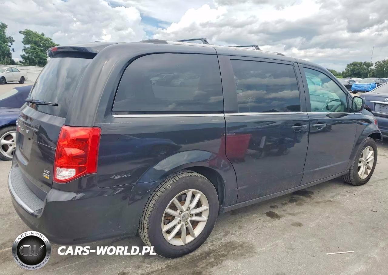 2018 Dodge Grand Caravan Sxt VIN:2C4RDGCGXJR342706 - 3