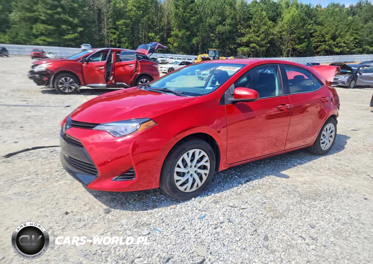 2017 Toyota Corolla Le VIN:5YFBURHE4HP629747 - 1
