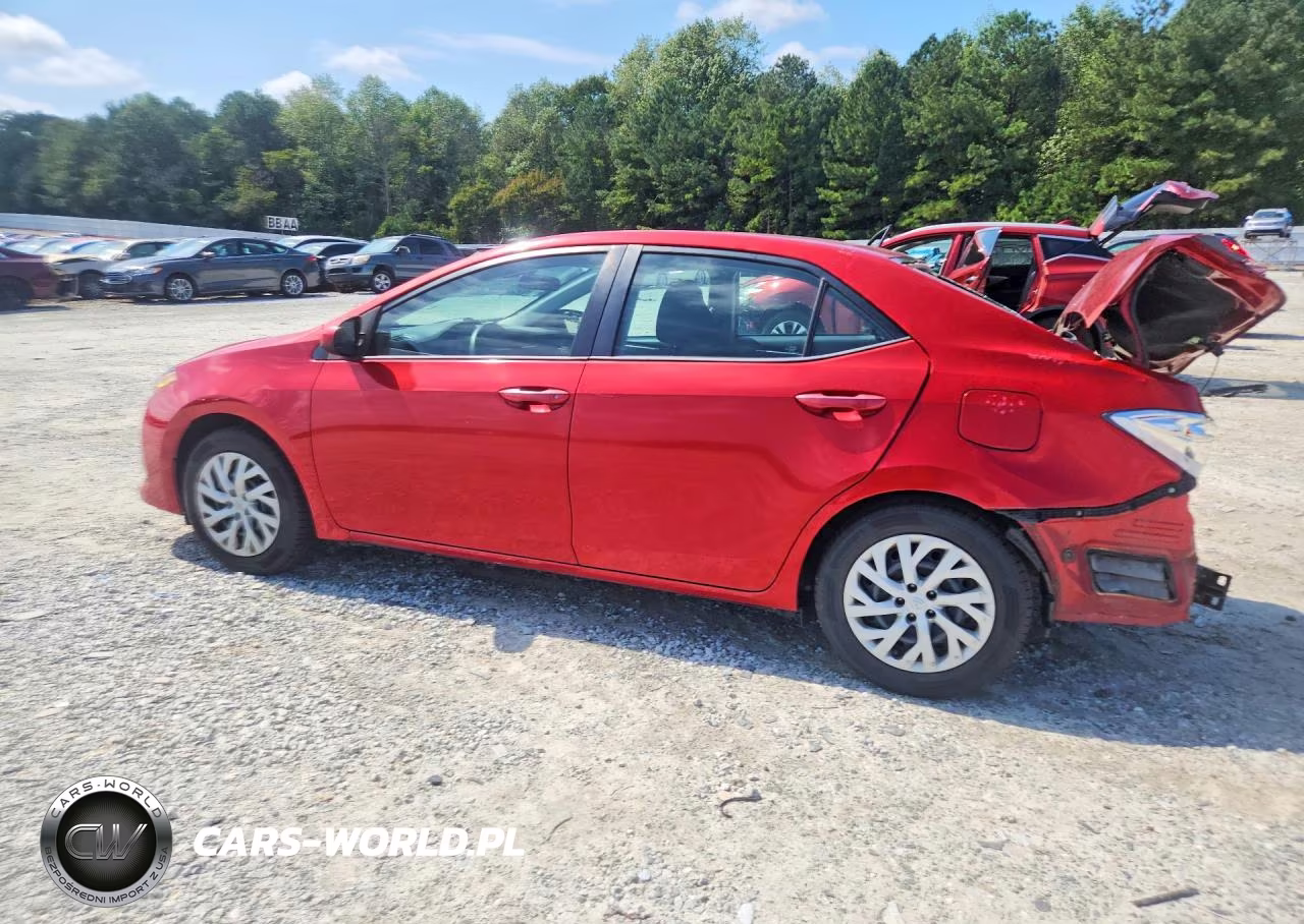 2017 Toyota Corolla Le VIN:5YFBURHE4HP629747 - 2