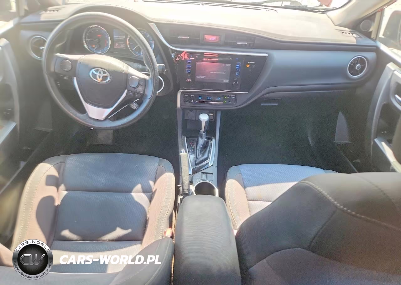 2017 Toyota Corolla Le VIN:5YFBURHE4HP629747 - 8