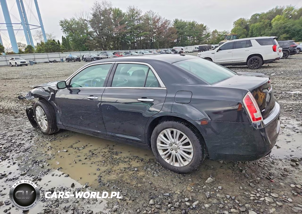 2014 Chrysler 300C VIN:2C3CCAKT2EH183880 - 2
