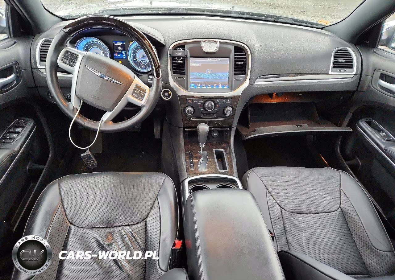 2014 Chrysler 300C VIN:2C3CCAKT2EH183880 - 8