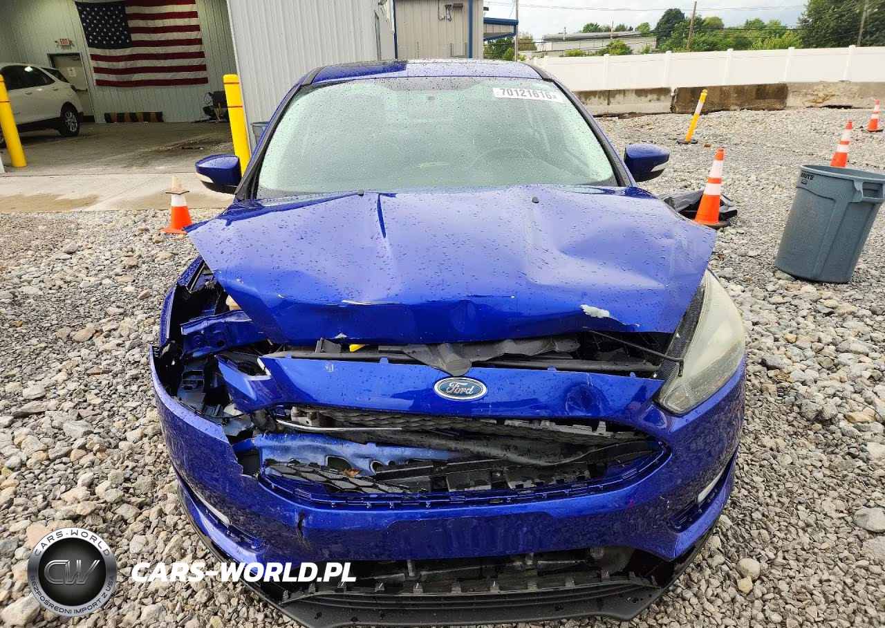 2015 Ford Focus Se VIN:1FADP3F27FL213046 - 5