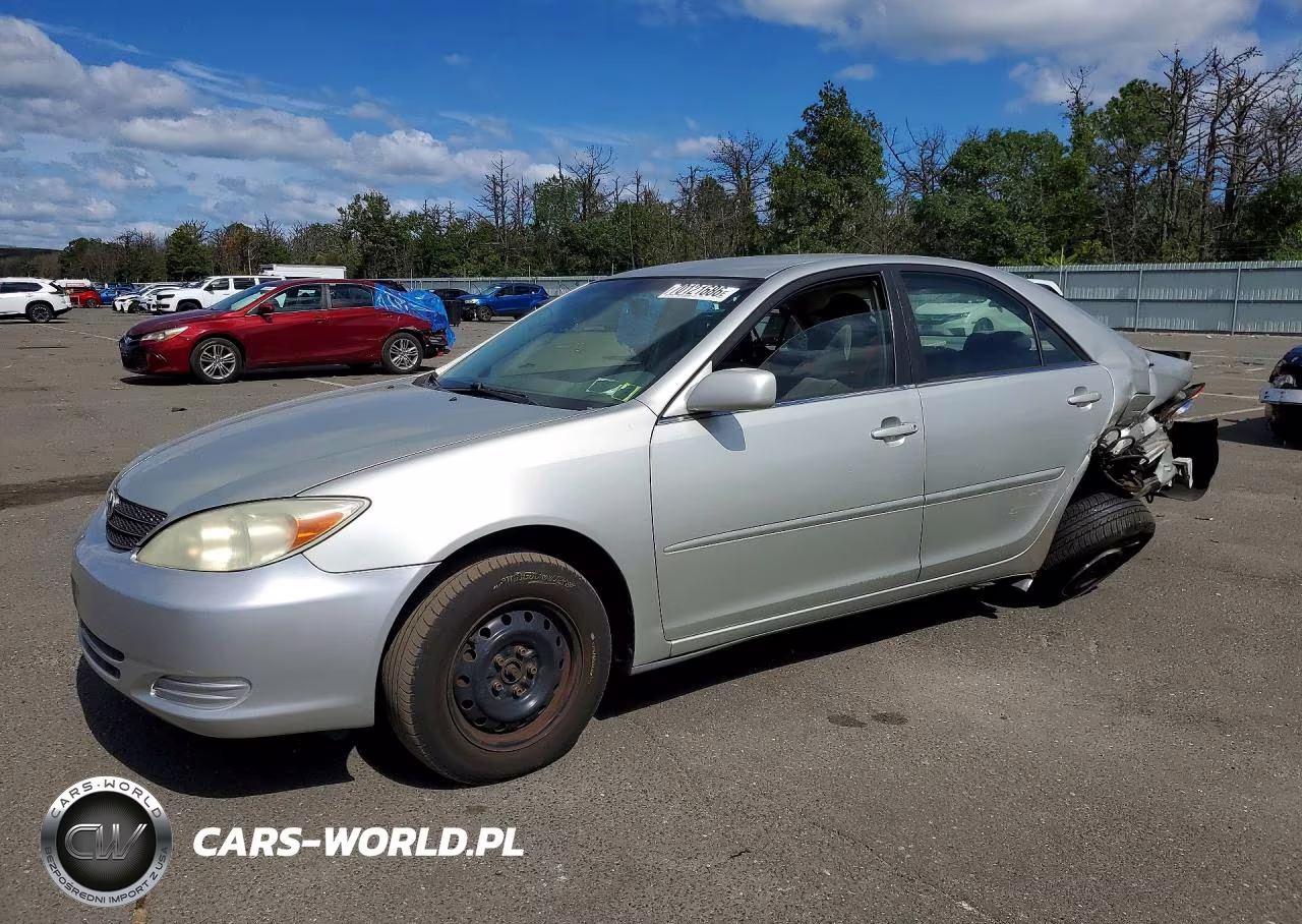 2003 Toyota Camry Le VIN:JTDBE32K130170897 - 1