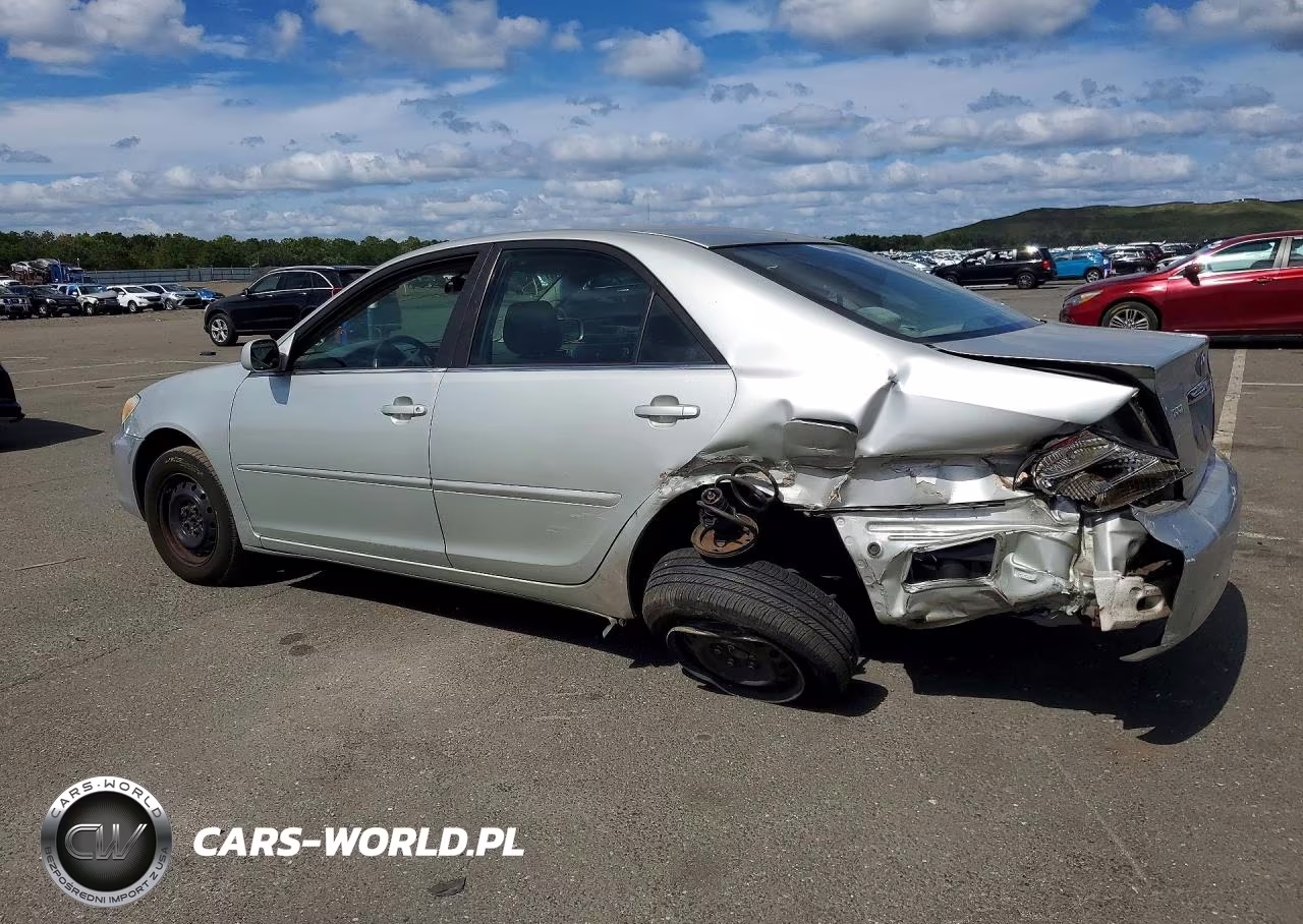 2003 Toyota Camry Le VIN:JTDBE32K130170897 - 2