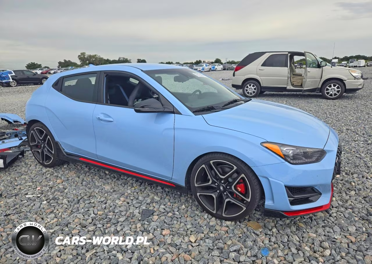 2021 Hyundai Veloster N Base VIN:KMHT36AH1MU009621 - 4