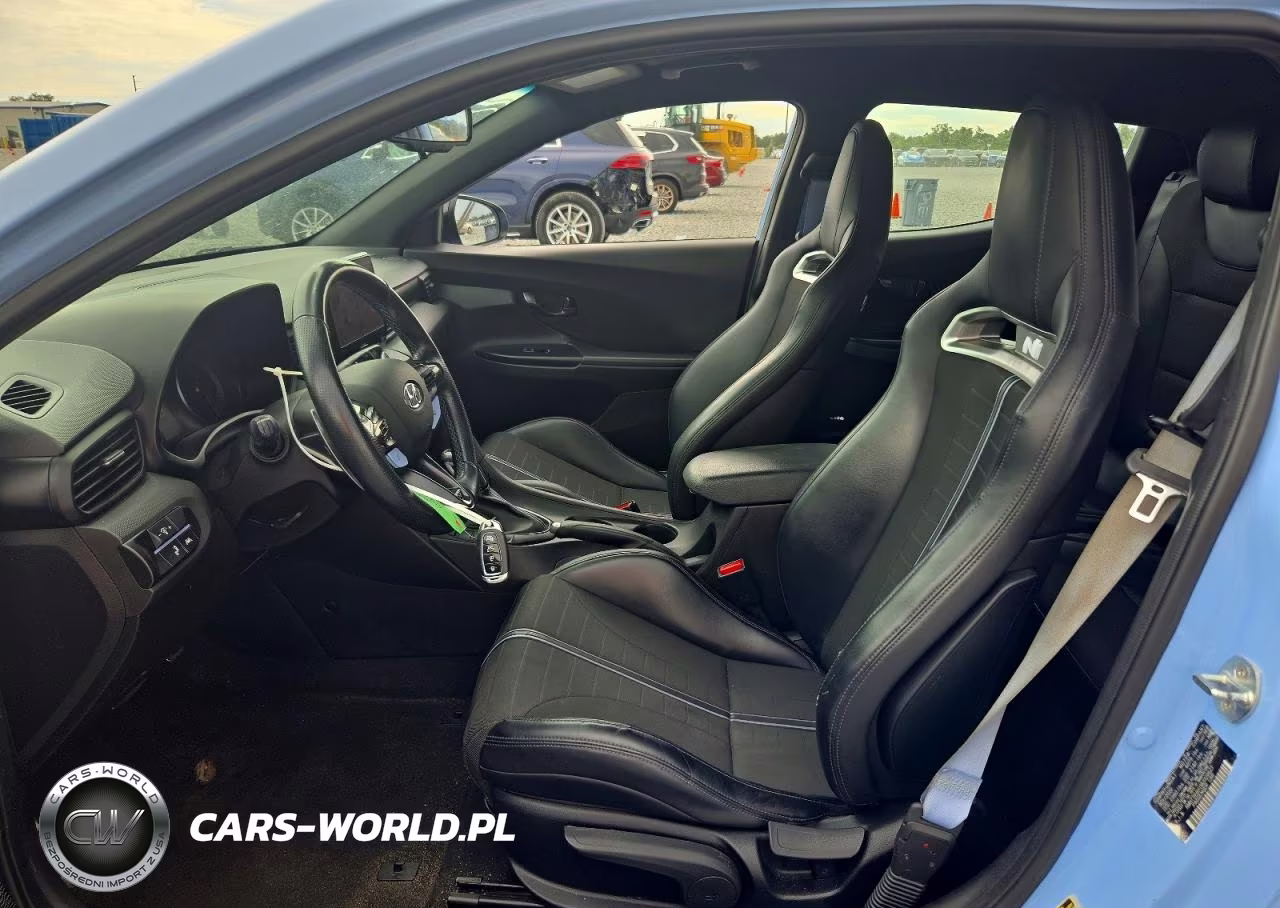 2021 Hyundai Veloster N Base VIN:KMHT36AH1MU009621 - 7