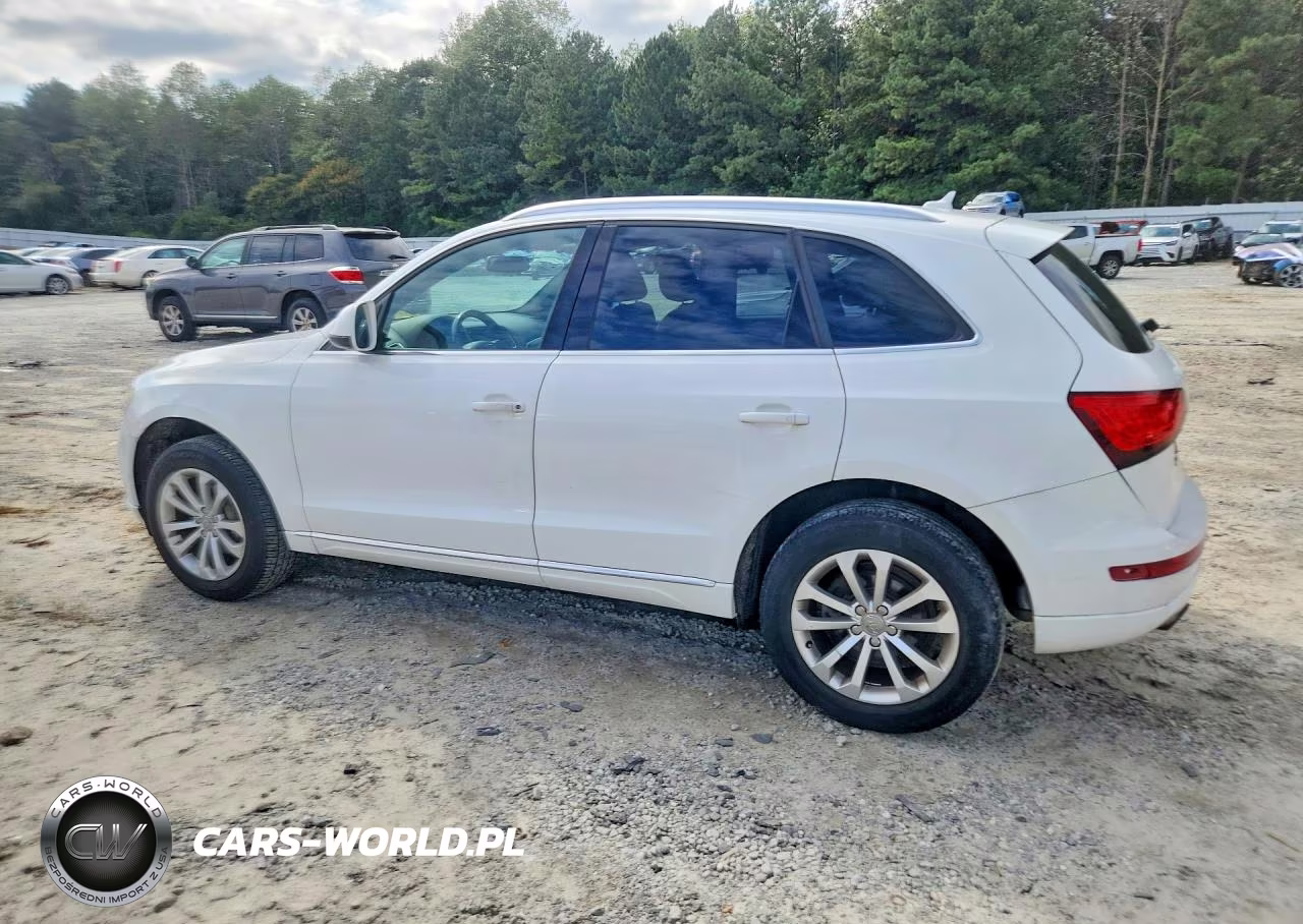 2014 Audi Q5 Premium VIN:WA1CFAFP5EA080624 - 2