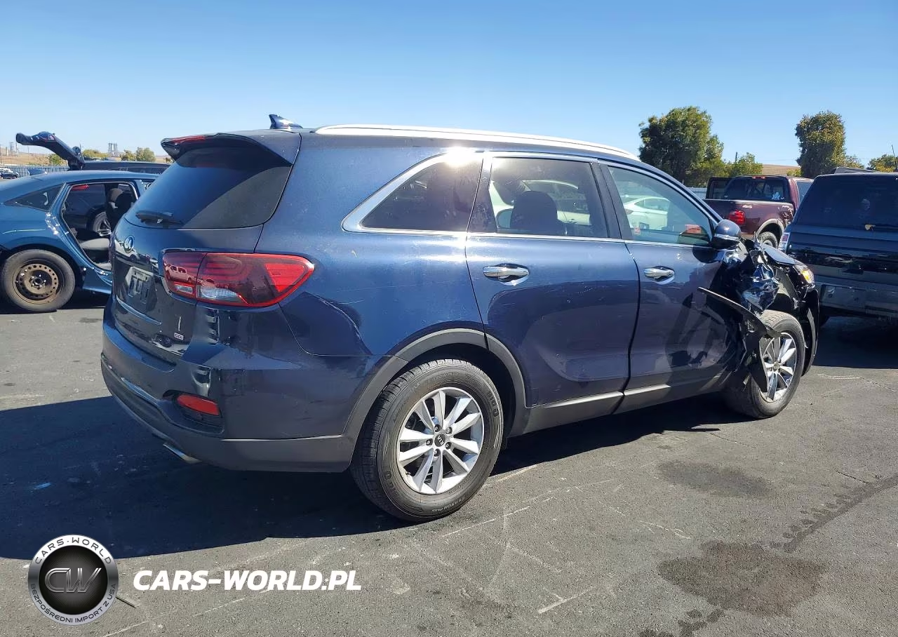 2019 Kia Sorento Lx VIN:5XYPG4A38KG438594 - 3
