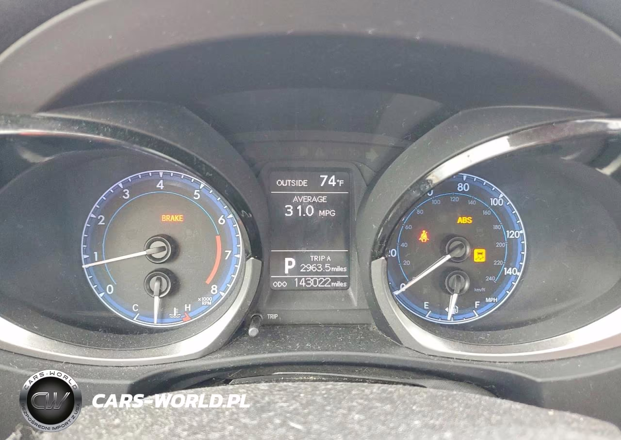 2015 Toyota Corolla S VIN:5YFBURHE9FP242155 - 9