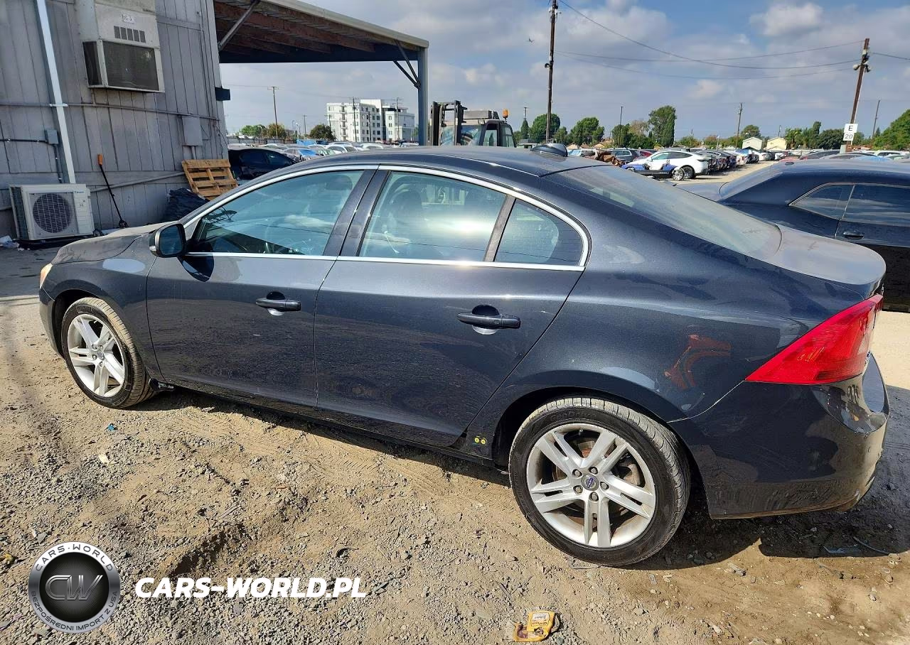 2015 Volvo S60 Platinum VIN:YV126MFD0F2316708 - 2
