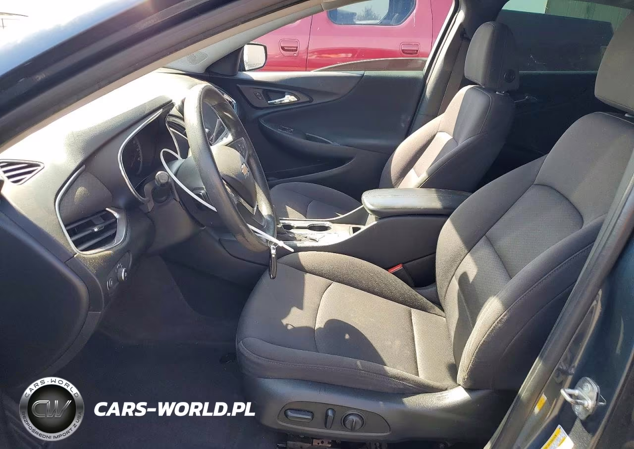 2019 Chevrolet Malibu Lt VIN:1G1ZD5ST8KF171765 - 7