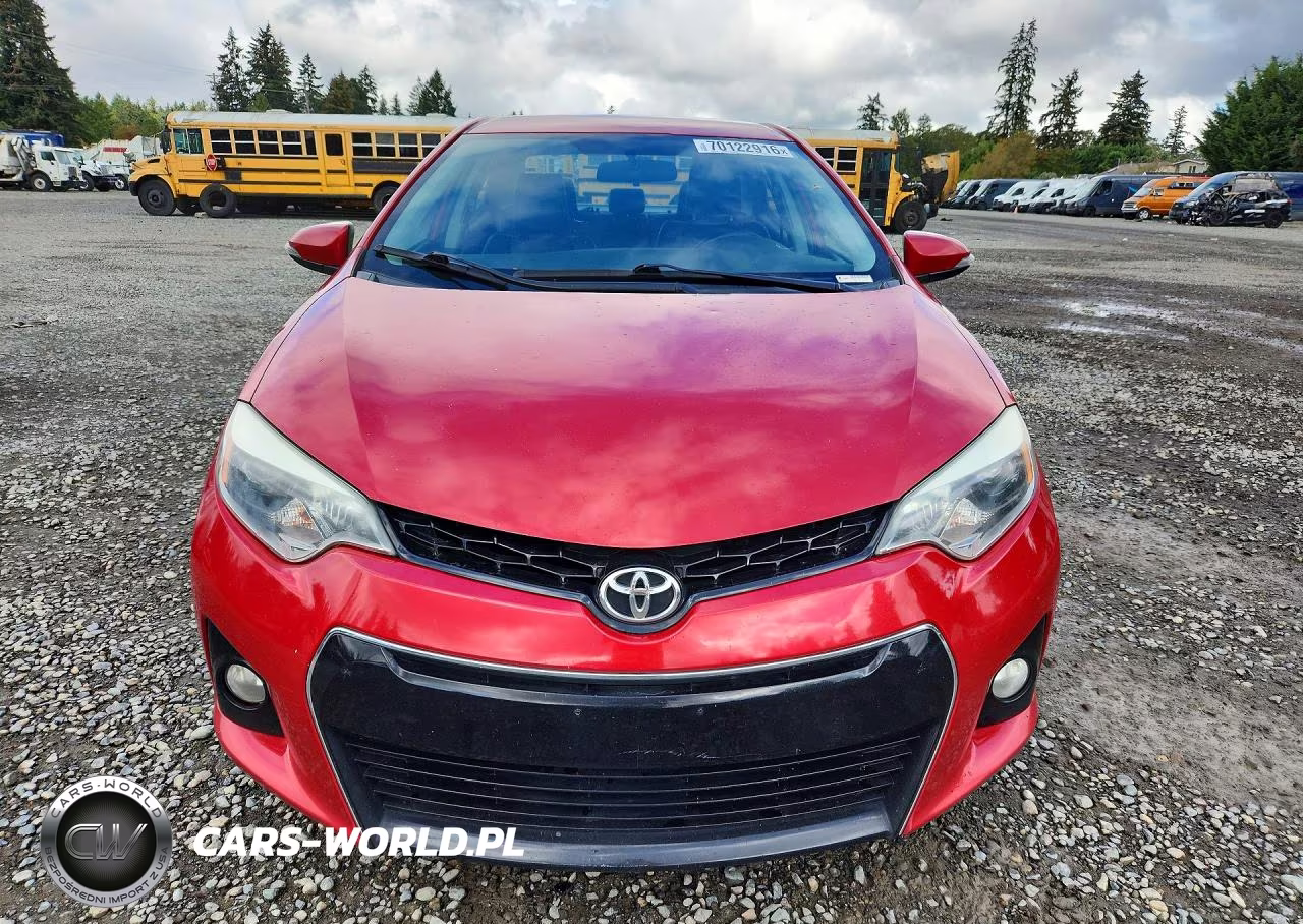2015 Toyota Corolla S Plus VIN:5YFBURHE0FP360014 - 5