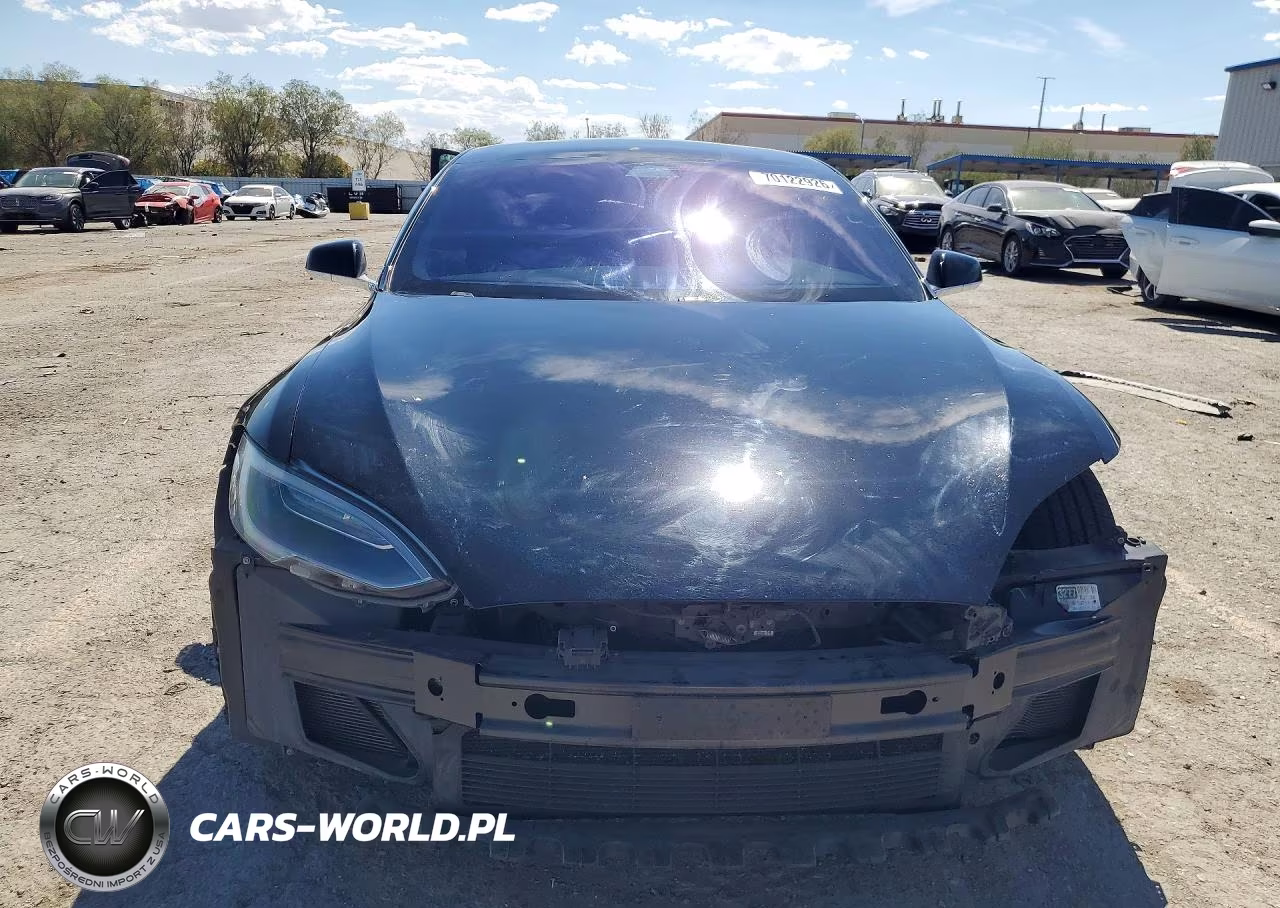 2018 Tesla Model S VIN:5YJSA1E29JF249812 - 5
