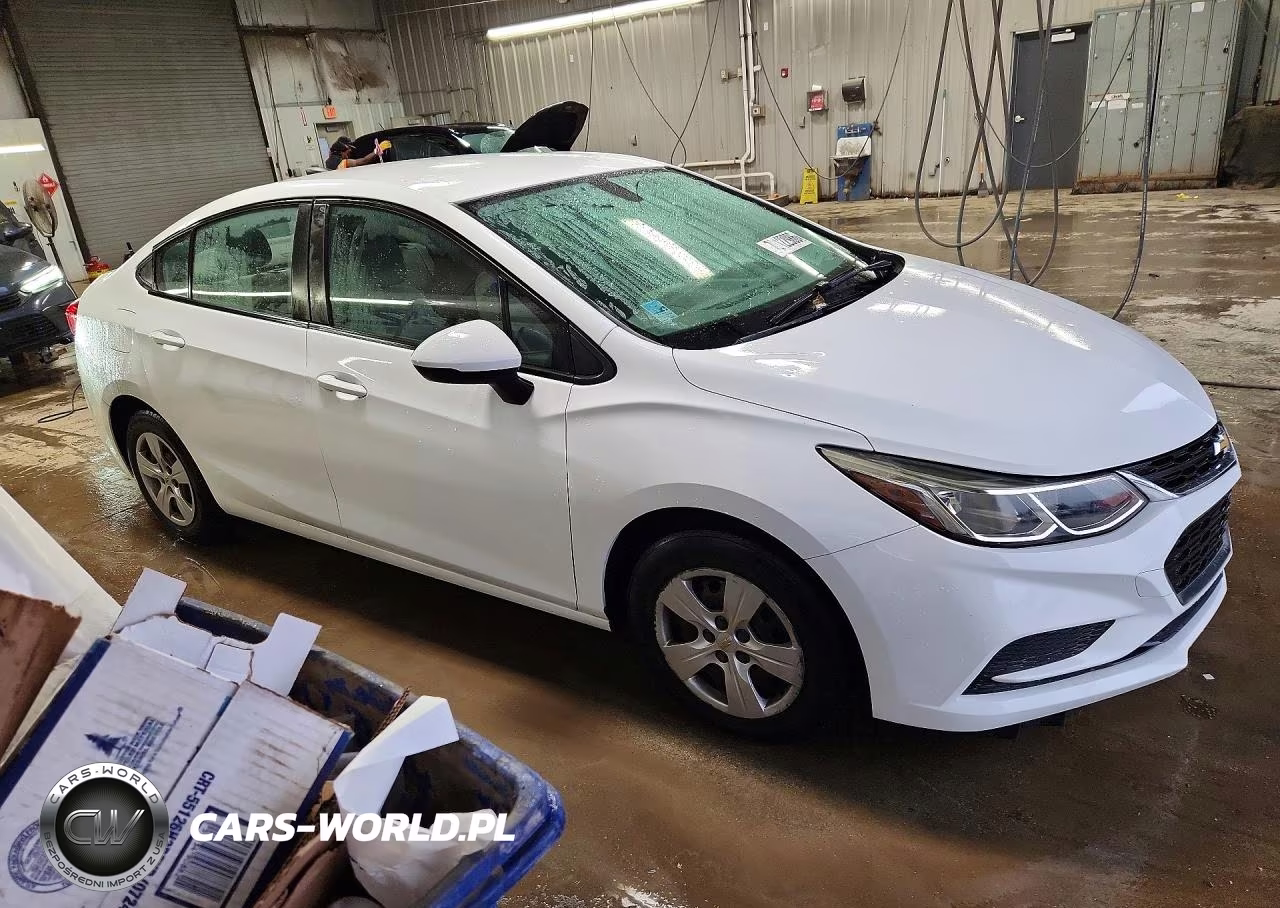 2017 Chevrolet Cruze Ls VIN:1G1BC5SM9H7115723 - 4
