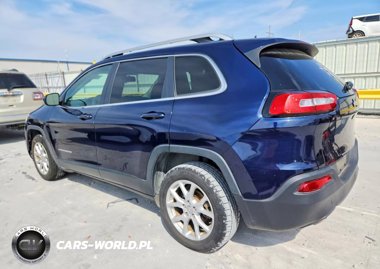 2016 Jeep Cherokee Latitude VIN:1C4PJLCB7GW257447 - 2