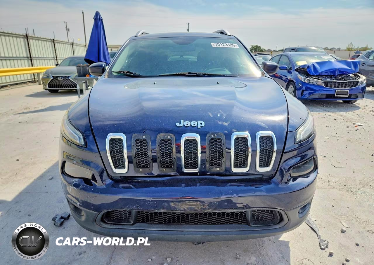 2016 Jeep Cherokee Latitude VIN:1C4PJLCB7GW257447 - 5