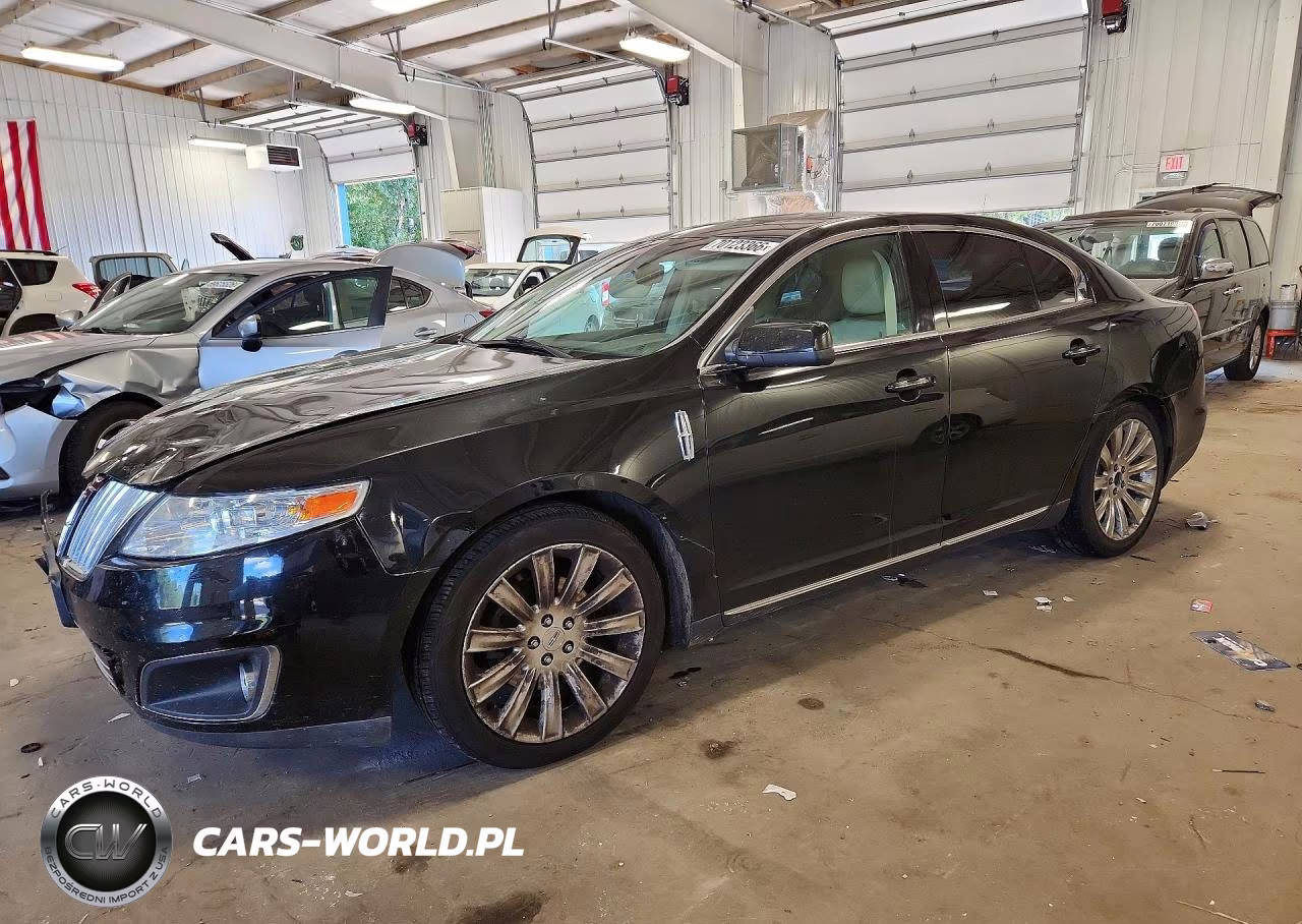 LINCOLN MKS VIN:1LNHL9ER3AG602871 - 1
